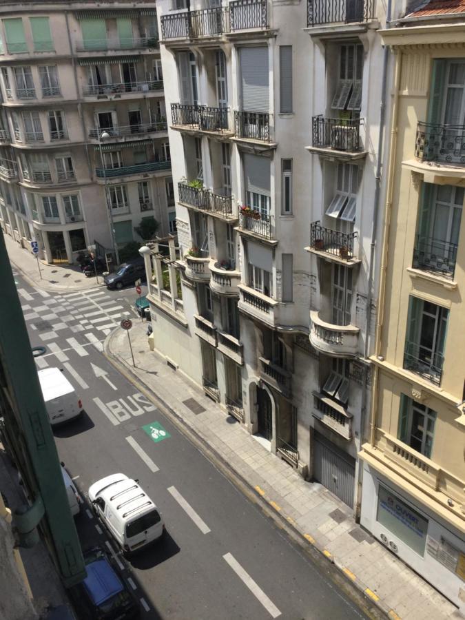 Meubles IНіцца Екстер'єр фото
